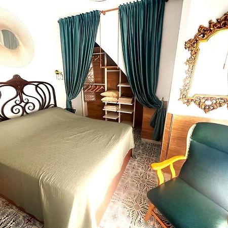 Esmeralda Apartment With Free Private Underground Parking فالنسيا المظهر الخارجي الصورة