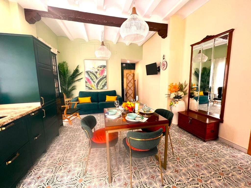 Esmeralda Apartment With Free Private Underground Parking فالنسيا المظهر الخارجي الصورة