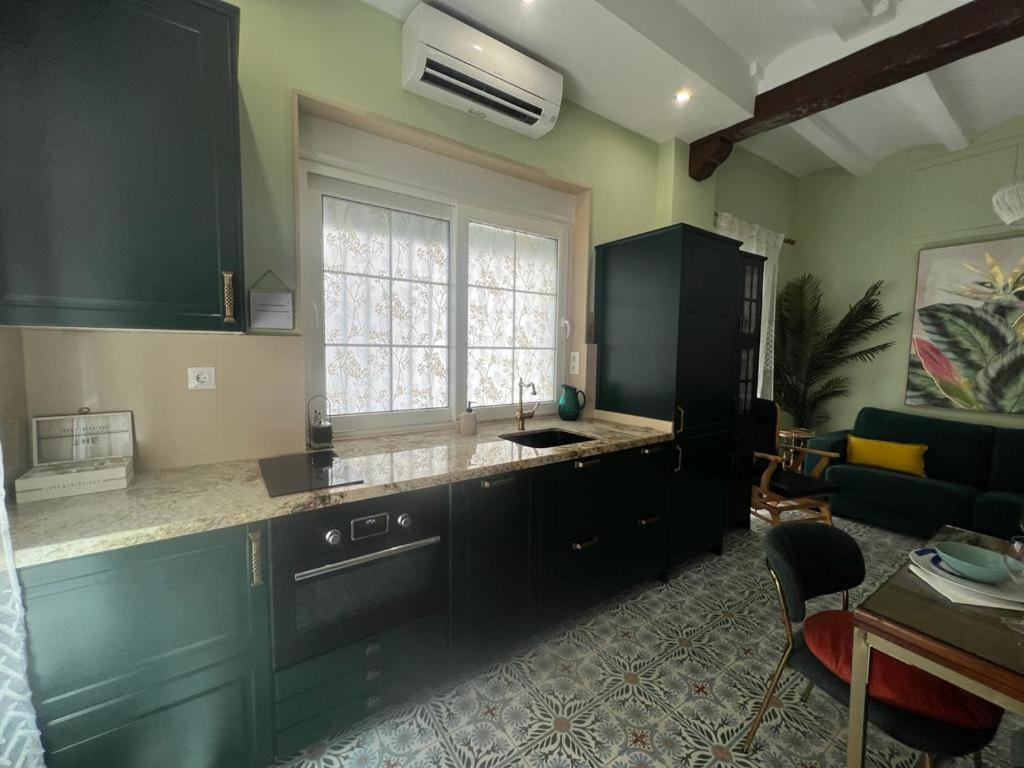 Esmeralda Apartment With Free Private Underground Parking فالنسيا المظهر الخارجي الصورة