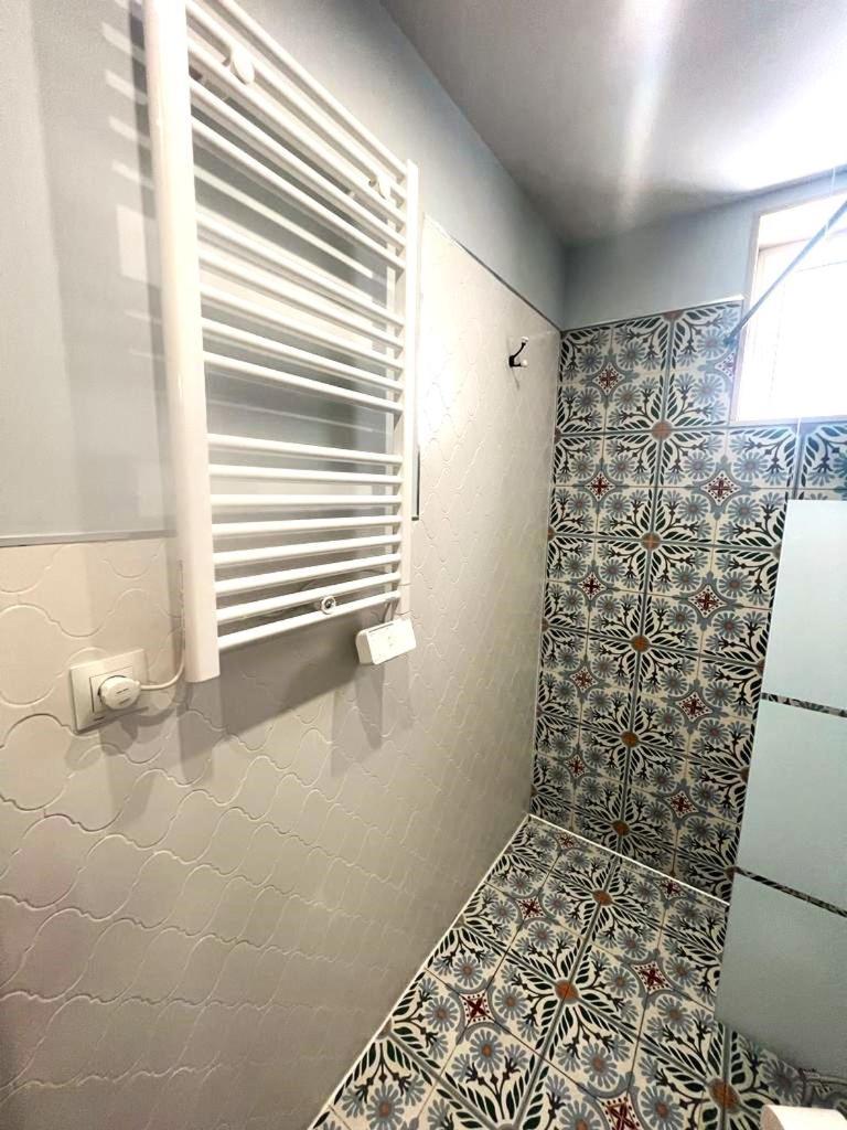 Esmeralda Apartment With Free Private Underground Parking فالنسيا المظهر الخارجي الصورة